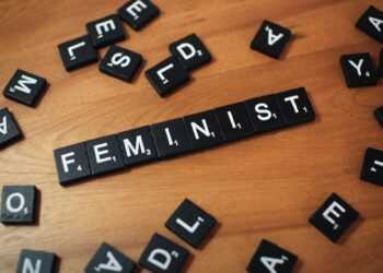 Эссе по английскому языку: Every woman should be a feminist