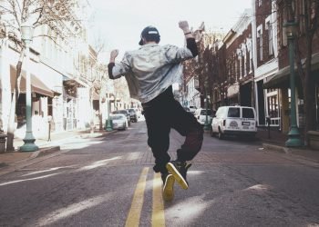 Сочинение по теме «Что мешает человеку быть счастливым?»