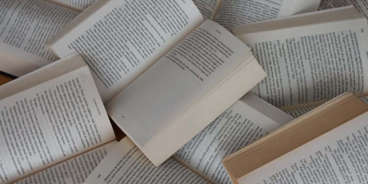 Сочинение по теме: «Как Вы понимаете утверждение А.С. Пушкина: „Чем язык богаче выражениями и оборотами, тем лучше для искусного писателя„?» Сочинение по теме: «Как Вы понимаете утверждение А.С. Пушкина: „Чем язык богаче выражениями и оборотами, тем лучше для искусного писателя„?»