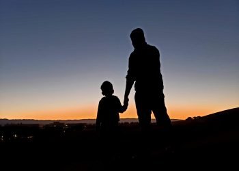 Сочинение по теме «Чему могут научиться друг у друга отцы и дети?» Сочинение по теме «Чему могут научиться друг у друга отцы и дети?»